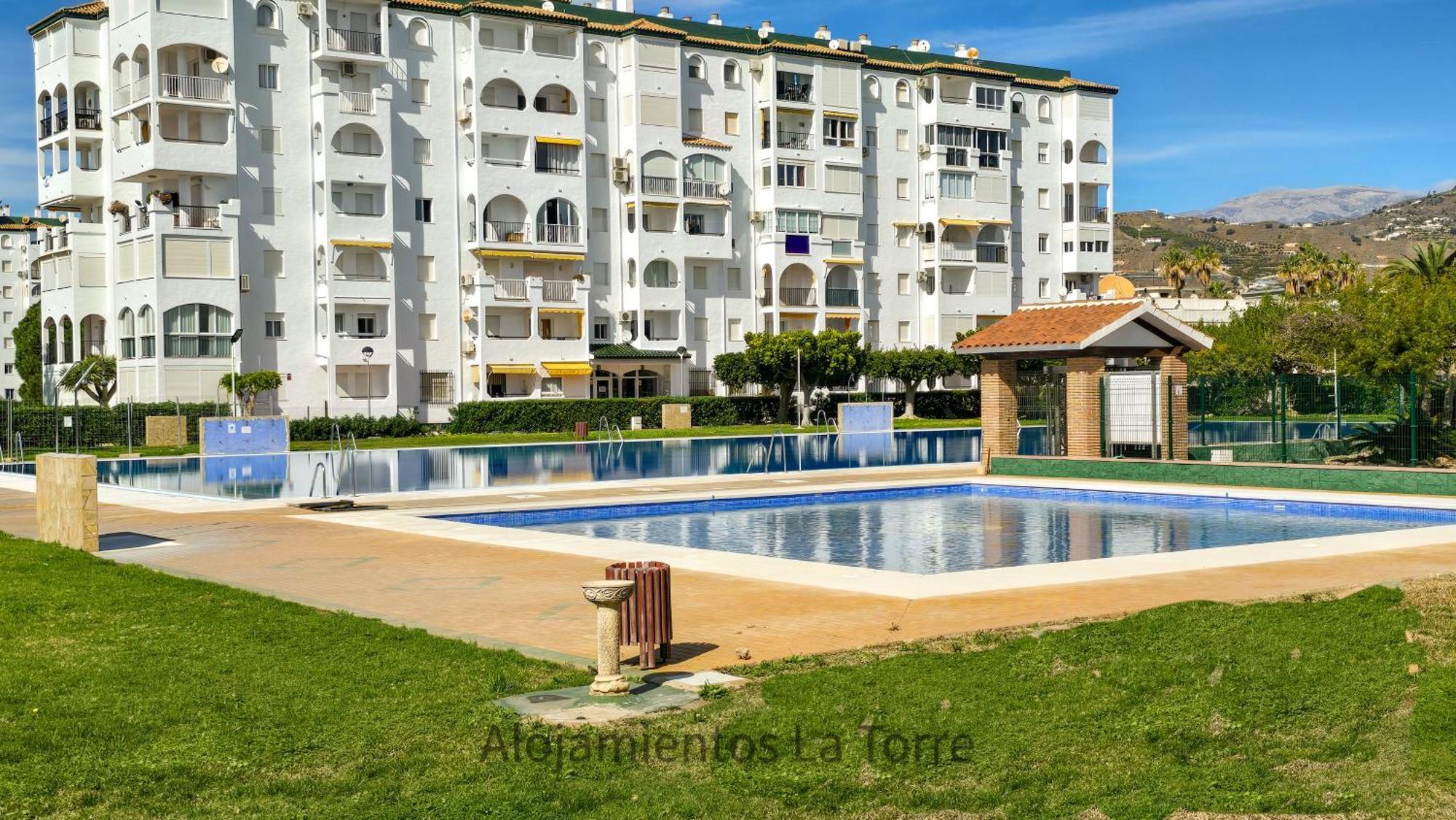 Laguna Beach Costasol - Alojamientos La Torre Torrox Exterior foto